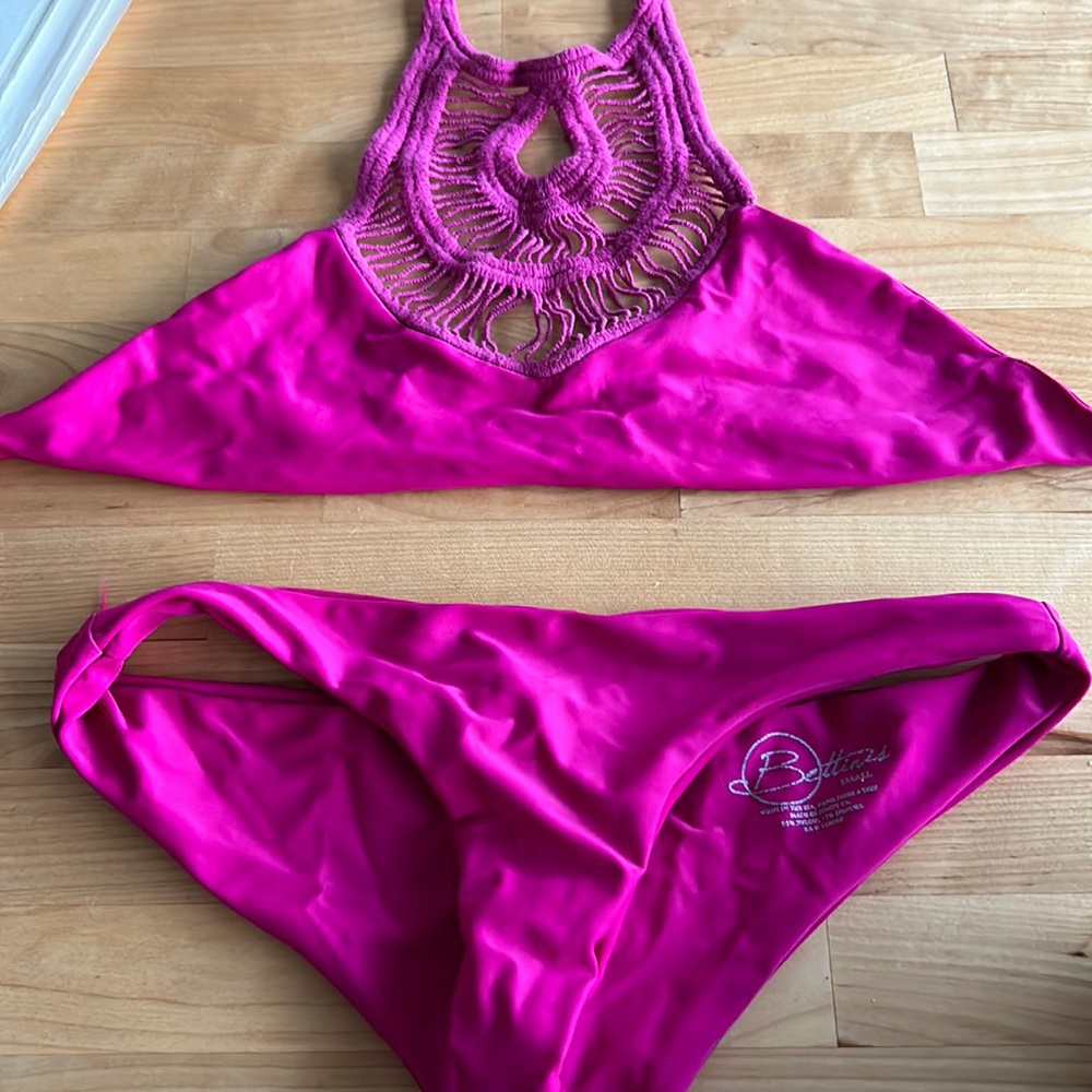 Bettinis Small Hot Pink Bikini